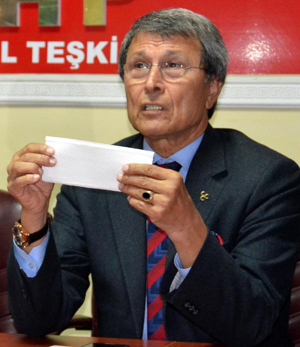 MHP’li Halaçoğlu: Bazı kişilere 20 adet mühürlü pusula dağıtılmış