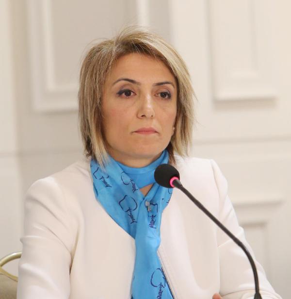 Direksiyon başında cep telefonu kullanımı, alkol kadar tehlikeli