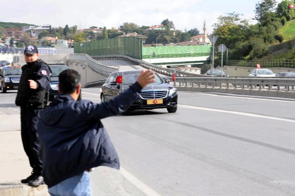 Cumhurbaşkanı Erdoğan, cuma namazını Ataşehir'de kıldı