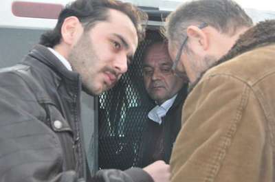 İzmir'den çaldığı otobüsle Kütahya'ya gelen cezaevi firarisi yakalandı
