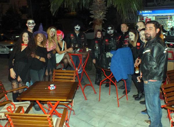Marmaris'te renkli Cadılar Bayramı