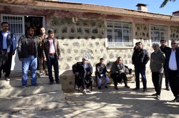 Siverek'te 142 seçmenli mahalle sandığa gitmedi
