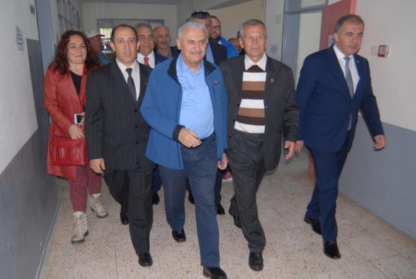 Binali Yıldırım:  2 Kasım sabahı Türkiye için önemli
