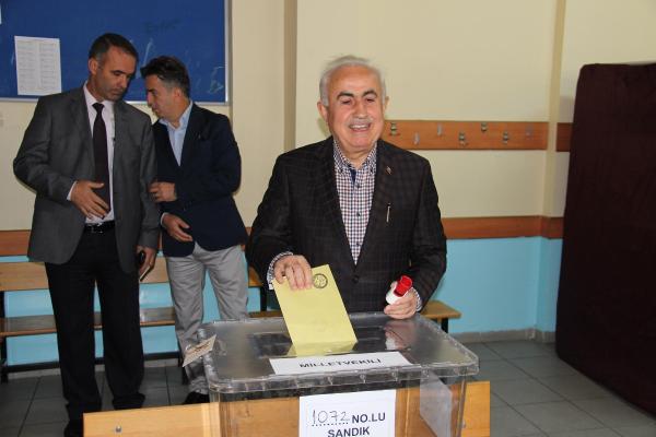 Trakya’da seçmenler sandığa gitti (2)