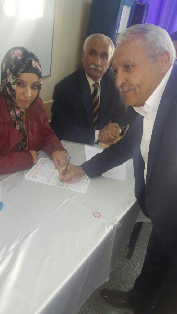 Belediye başkanının paylaştığı oy pusulası kafa karıştırdı (2)