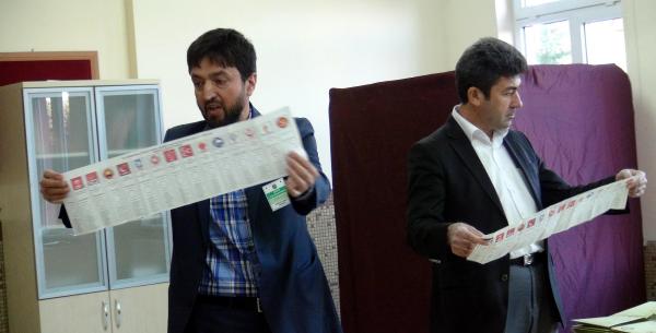 Başbakan'ın sandığından AK Parti birinci çıktı