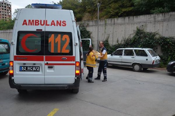 Karbonmonoksitten zehirlenen 5 kişi hastaneye kaldırıldı