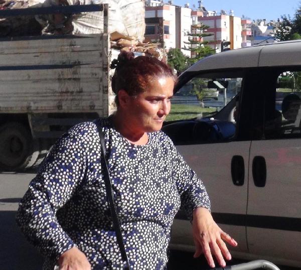 Hayvansever kadının kedi kurtarma operasyonu