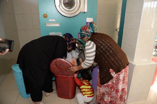 Edirne Valiliği'nden Roman mahallesine çamaşırhane