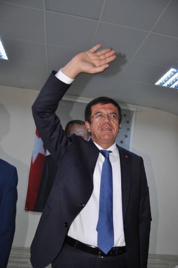 Bakan Zeybekci, 2016'da ekonominin şahlanacağını söyledi