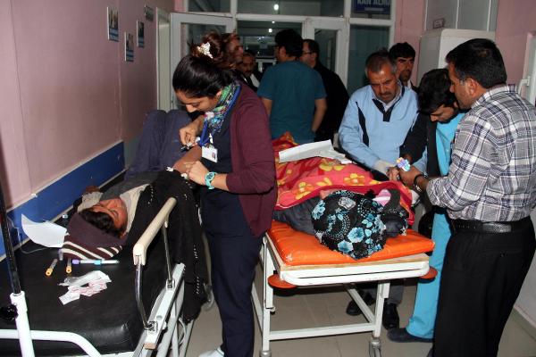 Çadırda yaşayan Suriyeliler dumandan zehirlendi