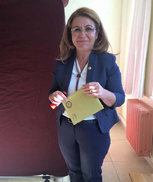 Denizli'de yurt dışı oylarla kaybeden CHP'li Karaca: Mücadeleye devam