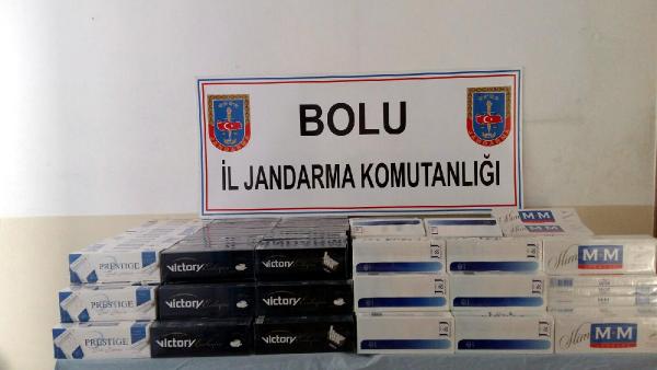 Kaçak sigara ve otomobile de el konuldu