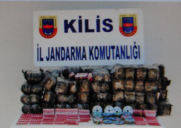 Kilis’te kaçak sigara, hap ve ilaç ele geçirildi