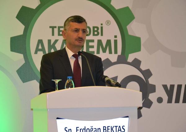 Vali Bektaş'tan işadamlarına tavsiyeler