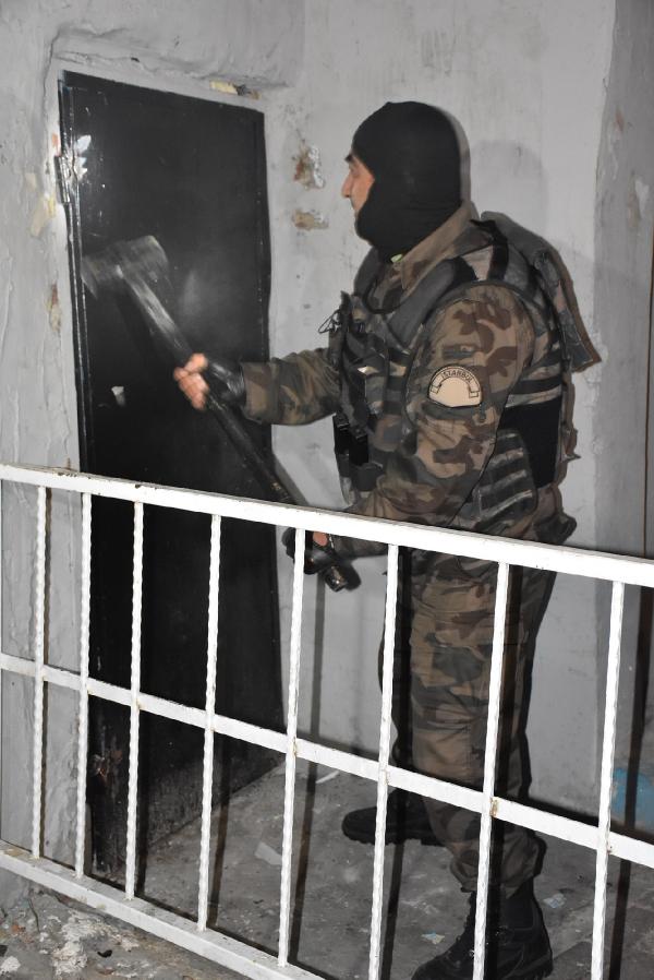 Kuştepe'de 500 polisle uyuşturucu operasyonu