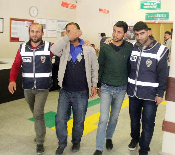 Belediye başkanının aracına saldıran 2 kişi adliyede