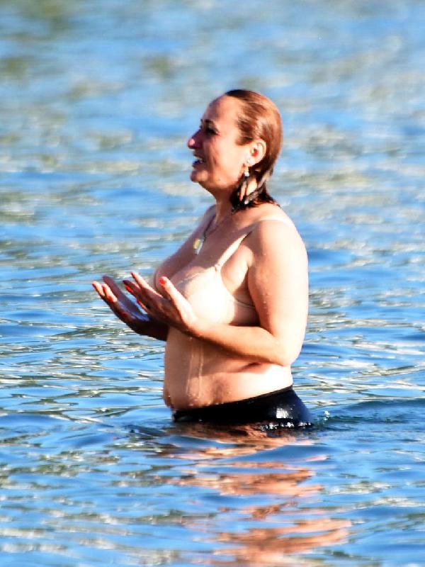 Bodrum'da yazdan kalma günler plajları renklendirdi