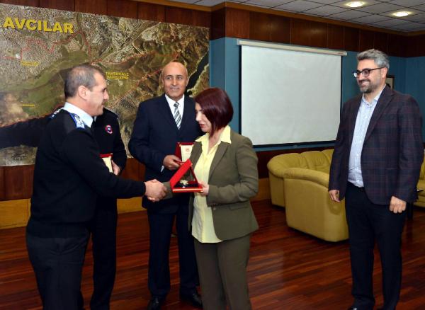 Belediye güvenlik görevlileri müdahale etti, hırsızlar kaçtı