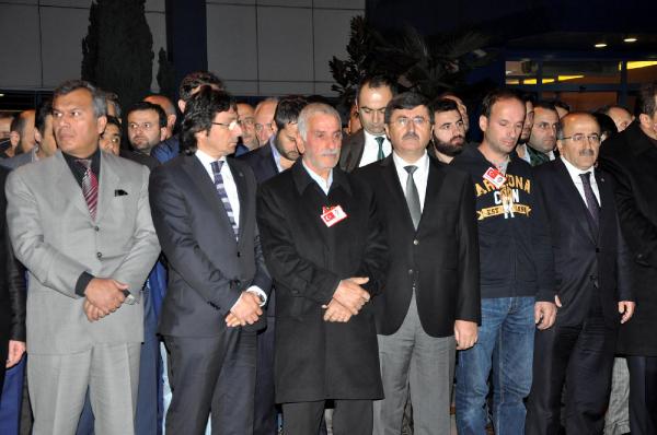 Şehit polisin cenazesi Trabzon'da