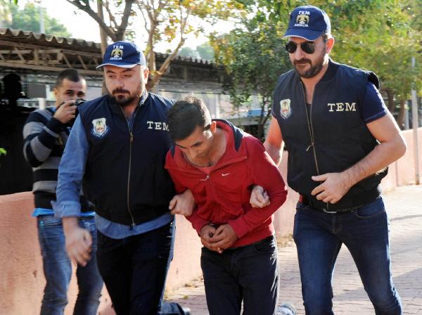 Antalya'da IŞİD operasyonu: 20 gözaltı