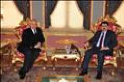 Hayri İnönü, Vali Şahin'i ziyaret etti