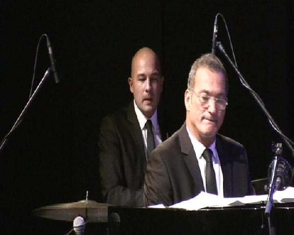 Manastır'da  ünlü piyanist Kerem Görsev ve Trio Grubu ayakta alkışlandı
