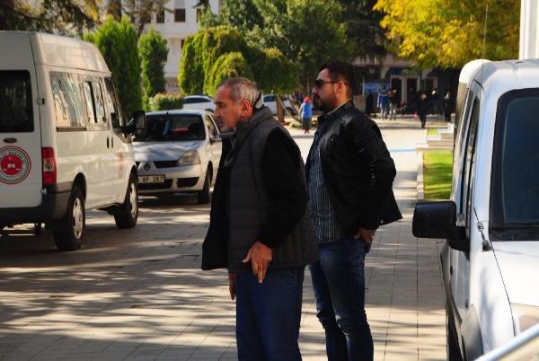 PTT’den sahte kimlikle kredi çeken 2 kişiden biri tutuklandı