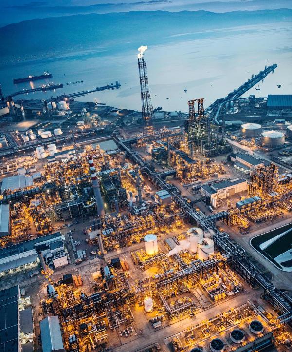 Tüpraş, Fuel Oil Dönüşüm Tesisi'nin üretime geçmesiyle 9 ayda yüzde 99 kapasite kullanımına ulaşarak rekor kırdı