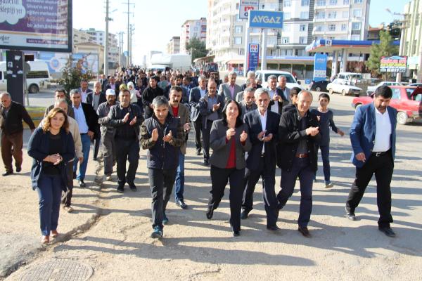Üç mahallesinde sokağa çıkma yasağı bulunan Silvan'da PKK'ya operasyon sürüyor (2)