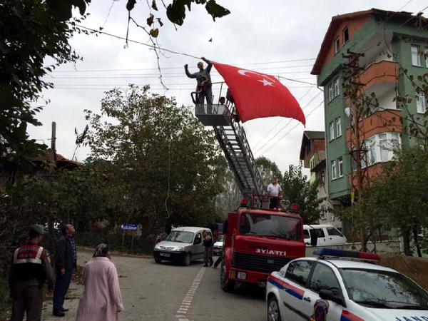 Şehit uzman çavuşun ailesine acı haber verildi