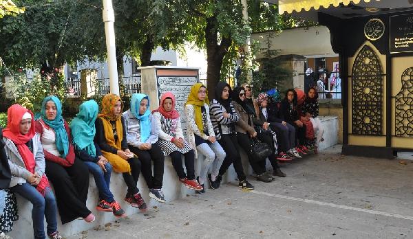 Sobadan sızan gazdan zehirlenen anneanne ve torunu toprağa verildi