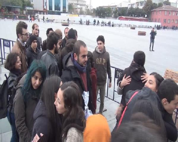 Beyazıt'taki protestoda gözaltına alınan öğrenciler serbest bırakıldı