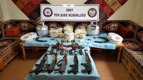 Siirt'te okul yanında silah, mühimmat ve patlayıcı bulundu