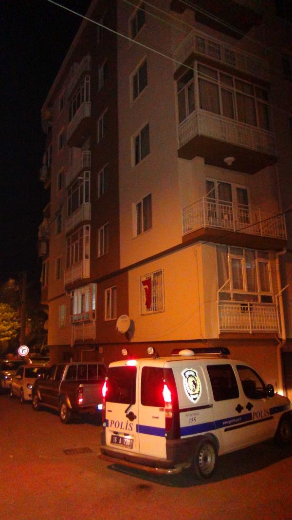 10 yaşındaki kızı ile eşini öldürüp yaşamına son vermek istedi