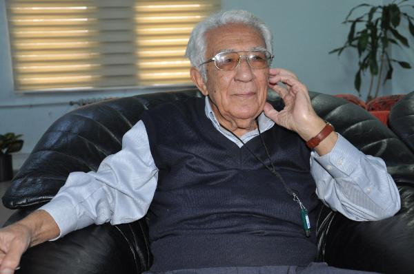 86 yaşındaki profesöre ‘Yoklama kaçağı’ işlemi
