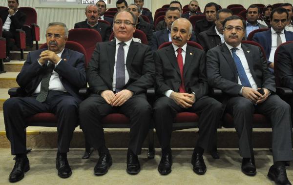 AK Parti Sivas milletvekilleri mazbata aldı