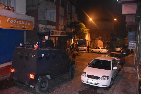 Okmeydanı'nda "Terör" operasyonu: 1 polis yaralı