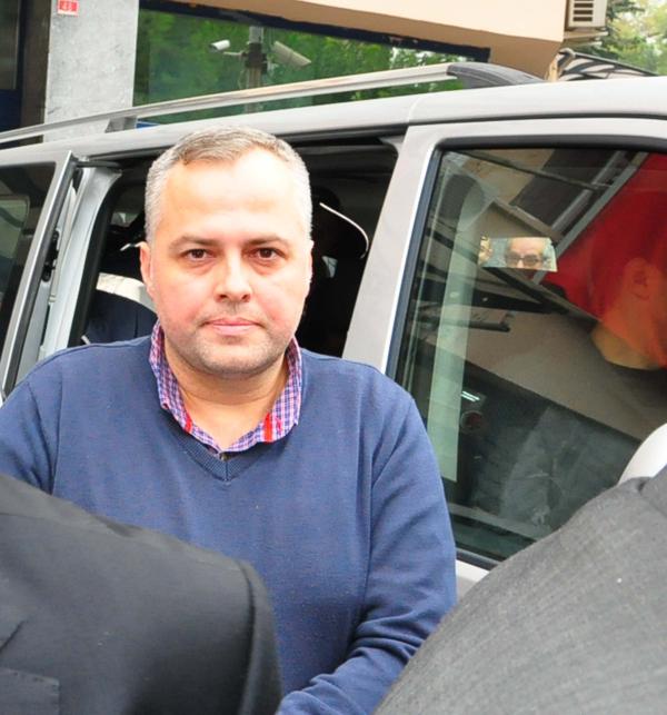 Manisa'da paralel yapı operasyonu: 26 gözaltı (2)