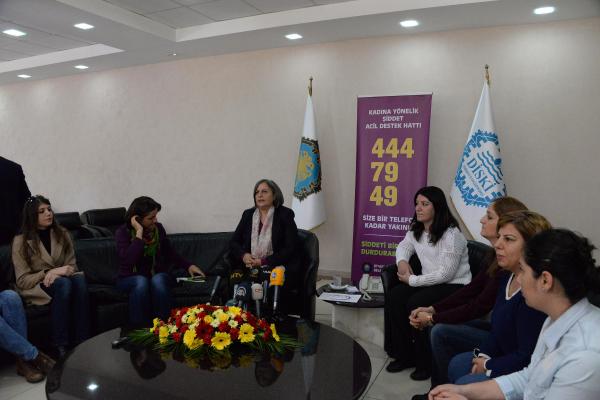 Diyarbakır'da belediyeden kadınlara acil destek hattı