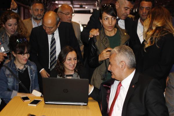 Binali Yıldırım: İzmir kimsenin kalesi değildir, milletin kalesidir (2)