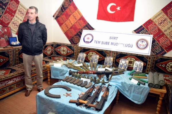 Siirt'te PKK'nın silah ve mühimmat ele geçirildi