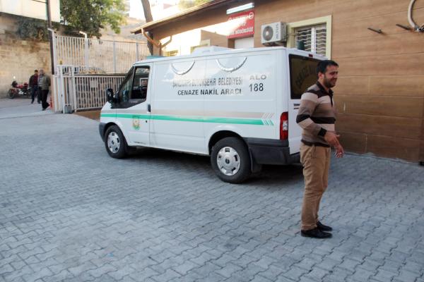 Suriyelilerin bıçaklı kavgası: 1 ölü