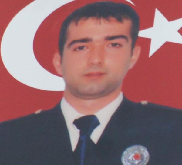 Şehit polis memuru Arif Demir, Konya'da son yolculuğuna uğurlandı