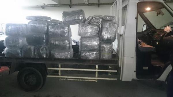 Dilovası'nda 249 kilo 715 gram esrar ele geçirildi