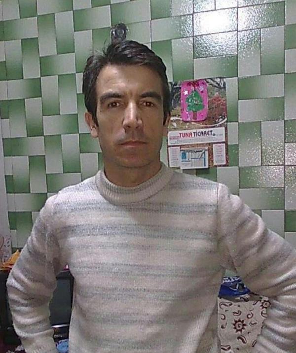 Karabük'te sobadan sızan karbonmonoksit gazından ölen çift toprağa verildi