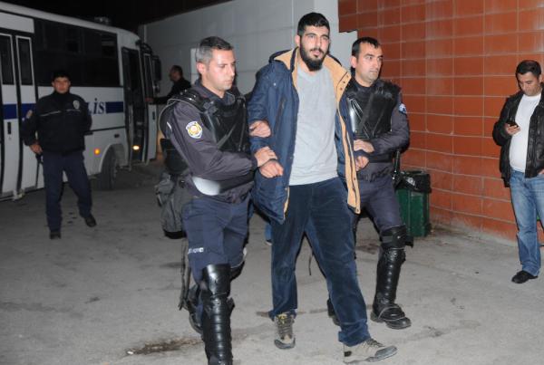 ESOGÜ'de öğrenci kavgası: 1 yaralı, 11 gözaltı