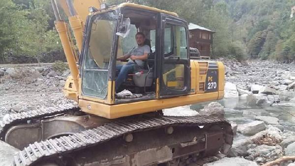 Borçka’da heyelanda 1 kişi hayatını kaybetti (2)