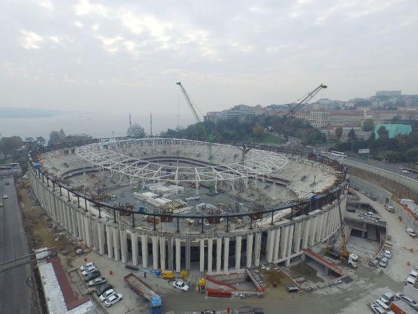 Vodafone Arena'nın çatısı tamam