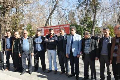 Adıyaman'da esnaf, alışveriş merkezlerine tepki gösterdi